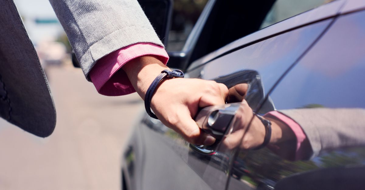Emergency Car Lockout Service With Damage-Free Entry — Secure Nest Locksmith Experts